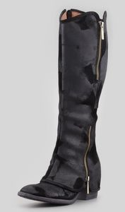 Donald Pliner Devi black boots, EUC!